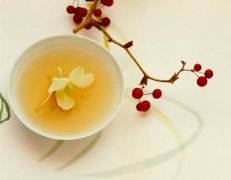 彩譜科技液體分光測(cè)色儀在茶飲料顏色檢測(cè)上的